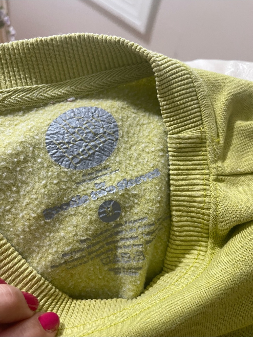 “It’s Happy Bunny” x Forever 21 Sweatshirt in Chartreuse - Picture 3 of 3
